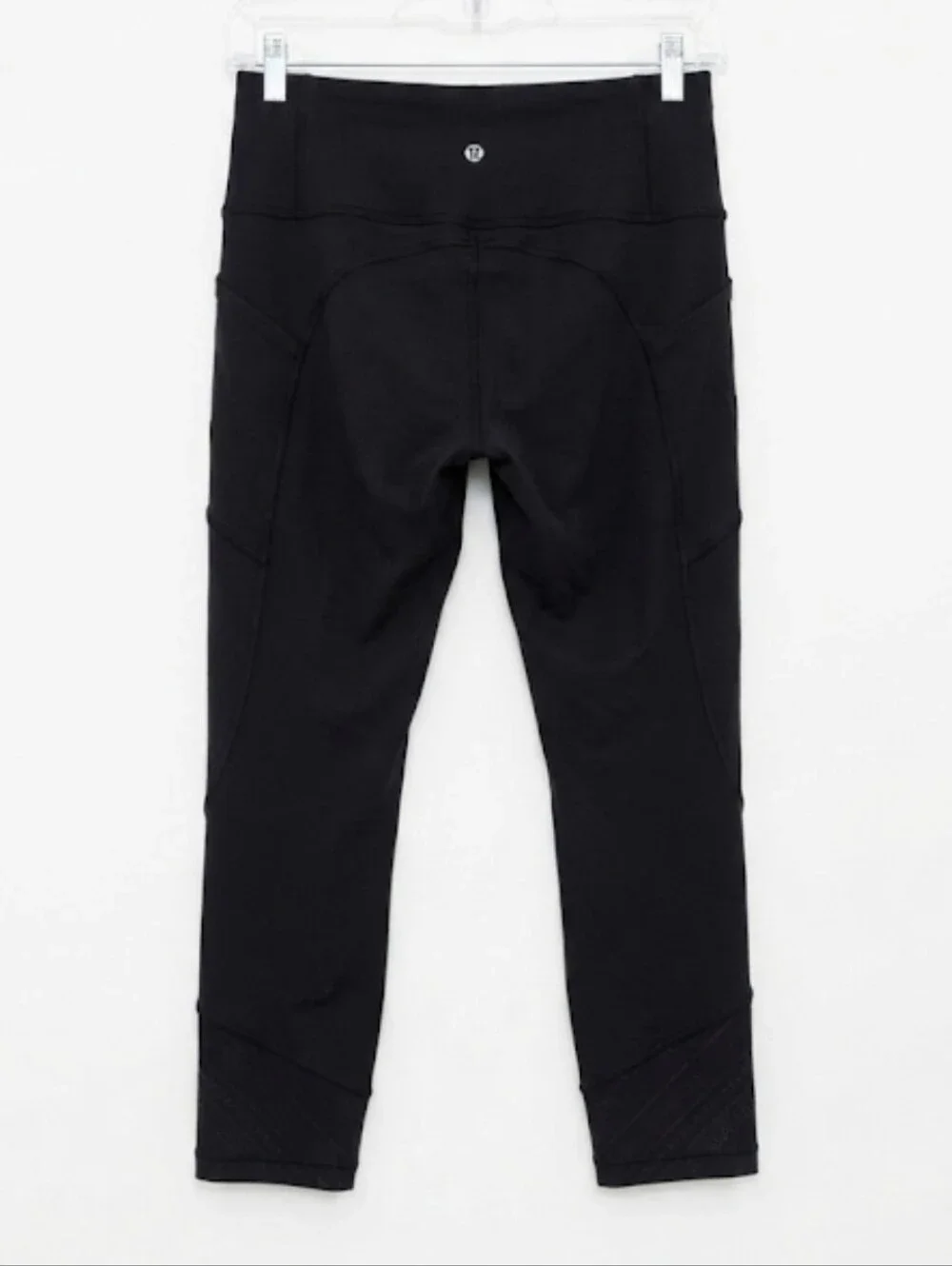 Lululemon All The Right Pl All The Right Places P60416 Crop Leggings. Black Size